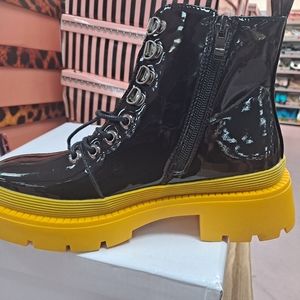 Women Stylish Boots